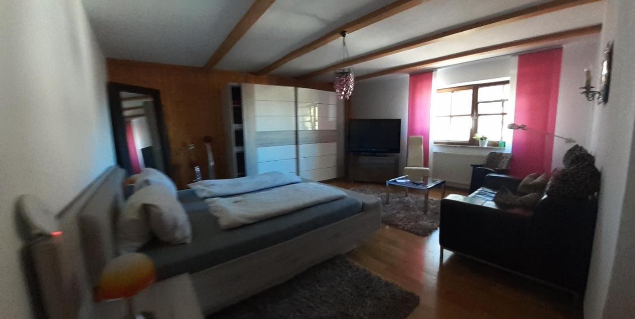 Top Apartment เฮนน์ดอร์ฟ อัม วัลลาร์ซี ภายนอก รูปภาพ
